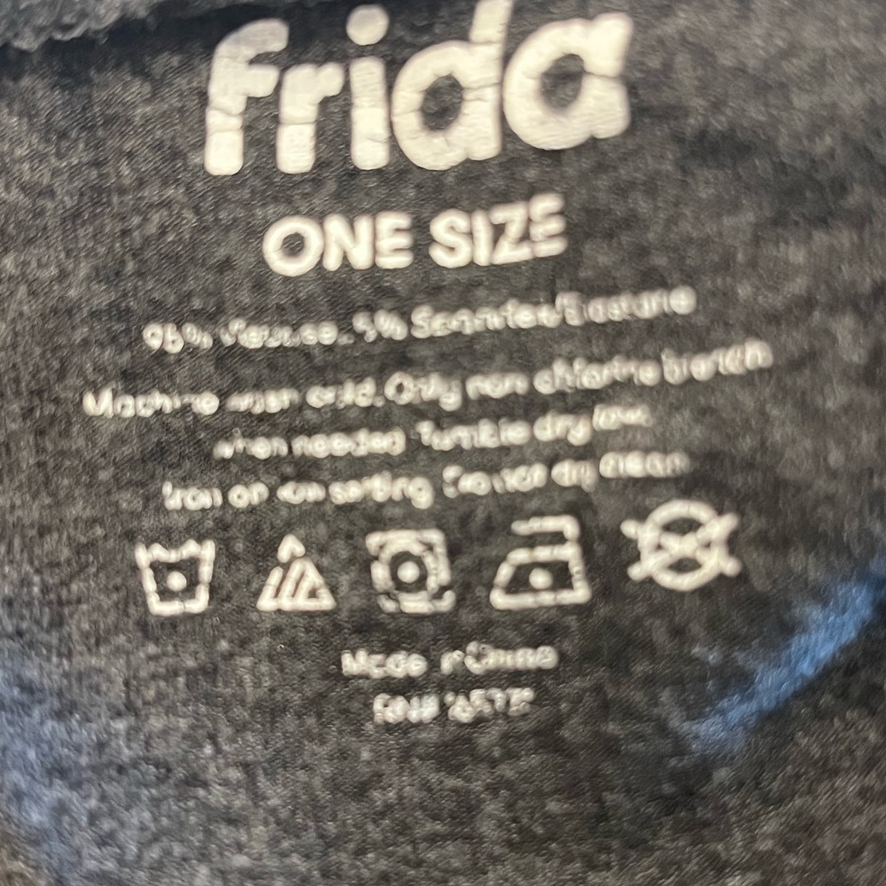 Frida Nursing Gown - Picture 6 of 7